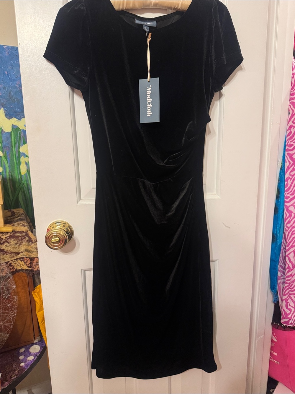 ModCloth Black Stretch Velvet Short Sleeve Dress